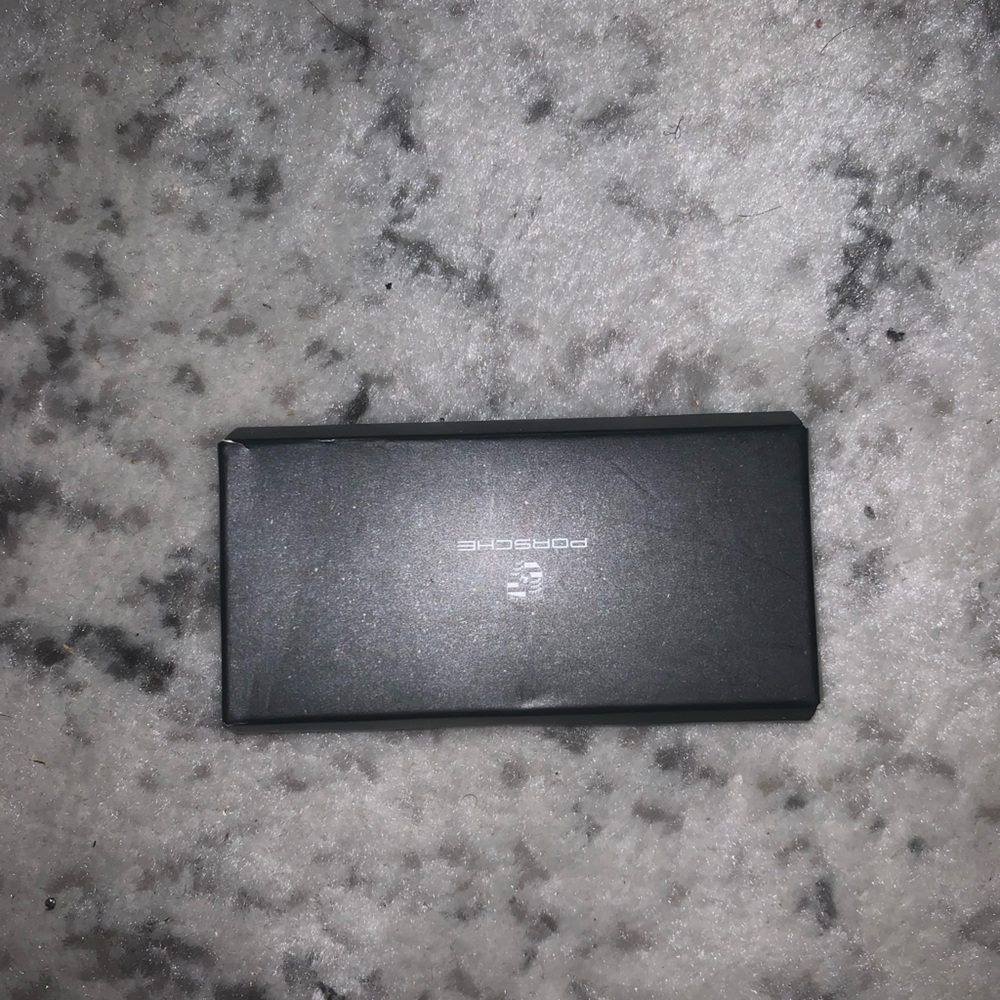 Porsche Crest Key Ring - Black - Picture 4 of 4